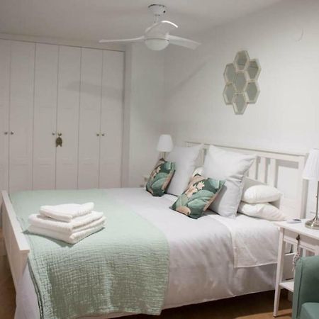 Apartamento Reyes Catolicos Apartment อัลเมรีอา ภายนอก รูปภาพ