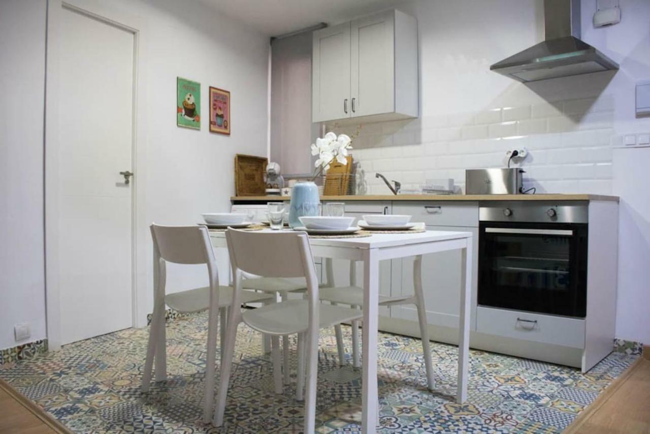 Apartamento Reyes Catolicos Apartment อัลเมรีอา ภายนอก รูปภาพ