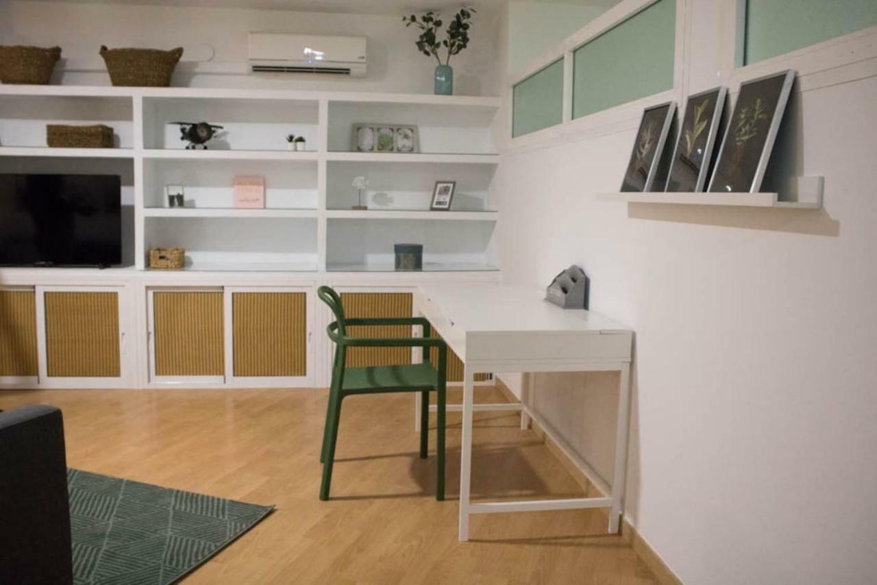 Apartamento Reyes Catolicos Apartment อัลเมรีอา ภายนอก รูปภาพ